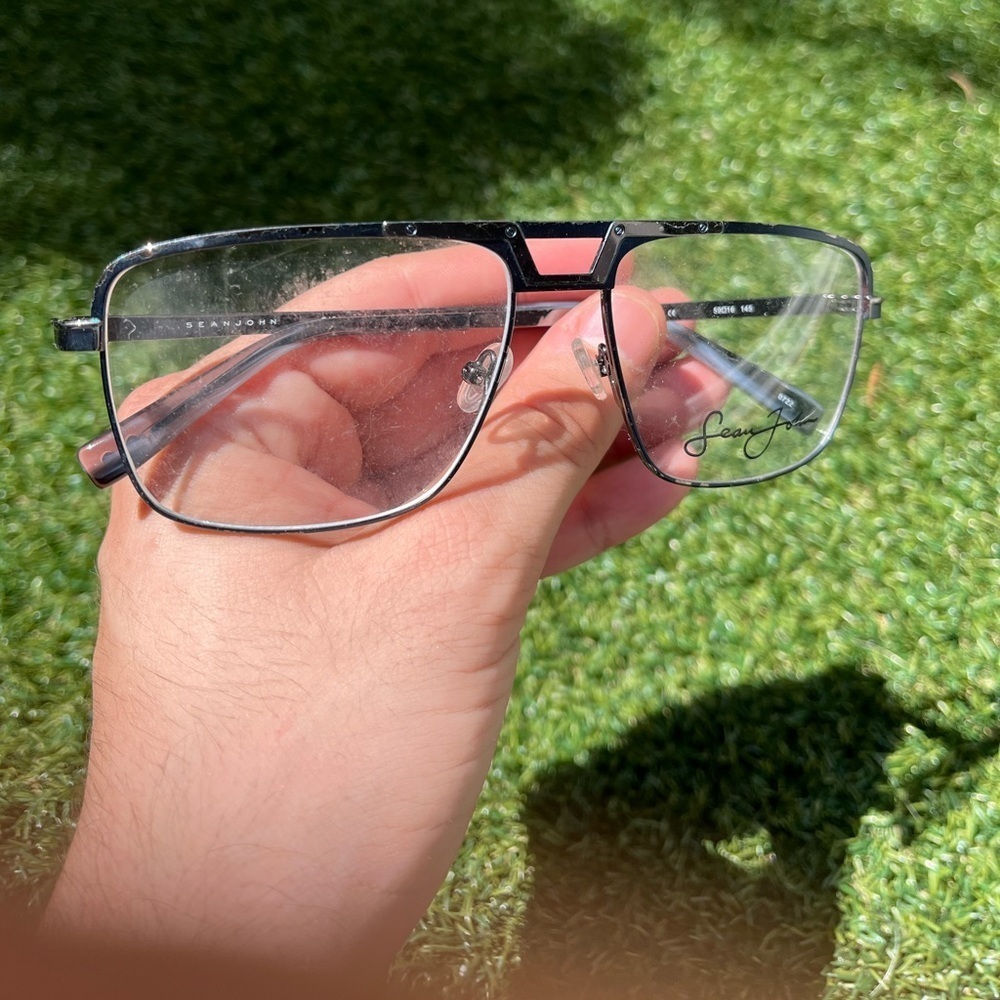 VTG 00’s / Y2K Sean John Clear Frame Eyeglasses - Picture 3 of 4